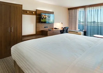 Holiday Inn Express Fullerton - Anaheim by IHG hotel thumbnail 7