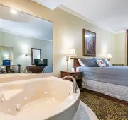 Plantation Oaks Suites & Inn Millington hotel detail image 5