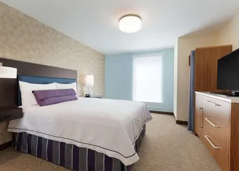 Home2 Suites by Hilton Milwaukee Airport hotel thumbnail 8