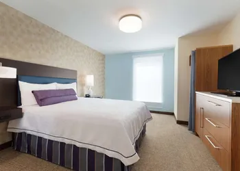 Home2 Suites by Hilton Milwaukee Airport hotel thumbnail 8