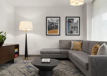 Homewood Suites by Hilton Boston Brookline-Longwood Medical hotel thumbnail 3
