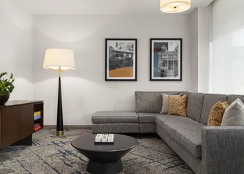 Homewood Suites by Hilton Boston Brookline-Longwood Medical hotel thumbnail 3