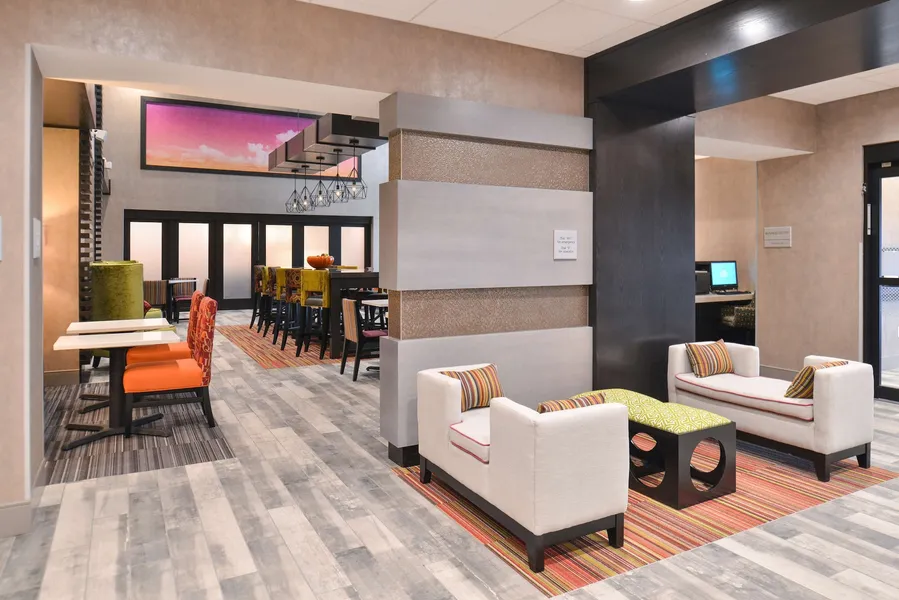 Hampton Inn & Suites Ames hotel detail image 6