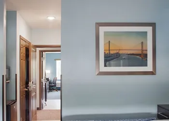 Iris Garden Inn hotel thumbnail 7