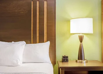 La Quinta Inn & Suites by Wyndham Gillette hotel thumbnail 8