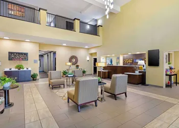 Best Western Plus Thornburg Inn & Suites hotel thumbnail 2