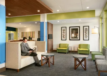 Holiday Inn Express & Suites Salisbury by IHG hotel thumbnail 4