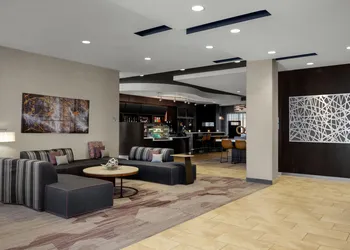 Courtyard by Marriott Omaha Bellevue Beardmore Event Center hotel thumbnail 2