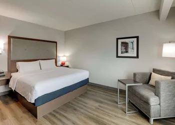 Hampton Inn & Suites Rome hotel thumbnail 8