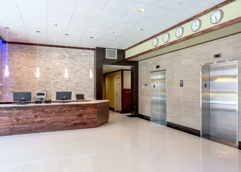 LIC Hotel hotel thumbnail 2