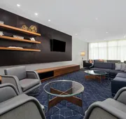 Courtyard by Marriott Oxford hotel detail image 3