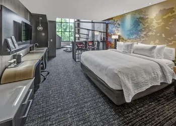 Courtyard by Marriott Oxford hotel thumbnail 7
