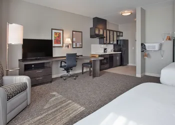 Candlewood Suites Grand Island by IHG hotel thumbnail 4
