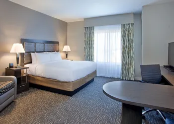 Candlewood Suites Grand Island by IHG hotel thumbnail 8