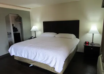 Trinity Suites Downtown Dallas hotel thumbnail 8