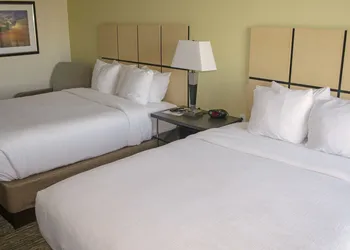 Candlewood Suites Enid by IHG hotel thumbnail 4