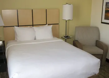 Candlewood Suites Enid by IHG hotel thumbnail 5