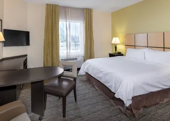 Candlewood Suites Enid by IHG hotel thumbnail 8