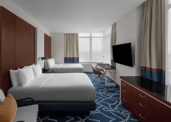 Hilton Brooklyn New York hotel thumbnail 8