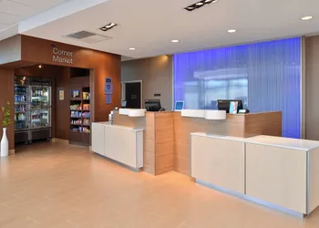 Fairfield Inn & Suites Sacramento Airport Woodland hotel thumbnail 2