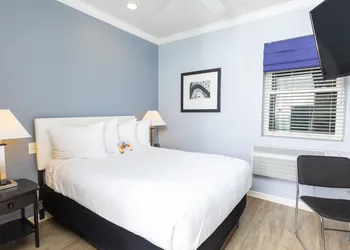Hotel Chicago West Loop, SureStay Collection by Best Western hotel thumbnail 5