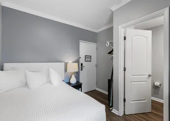Hotel Chicago West Loop, SureStay Collection by Best Western hotel thumbnail 8
