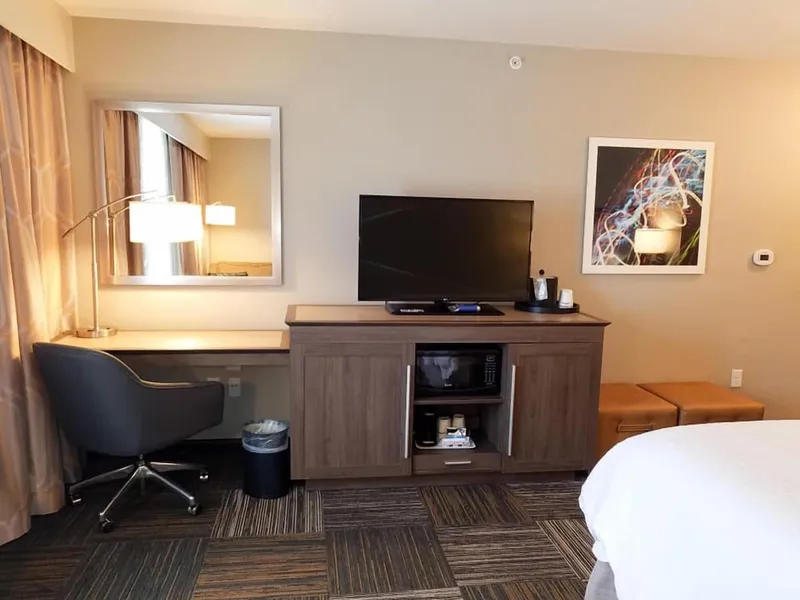 Hampton Inn & Suites Hudson hotel detail image 6