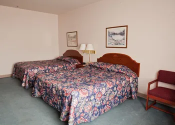 Benny's Colville Inn hotel thumbnail 3
