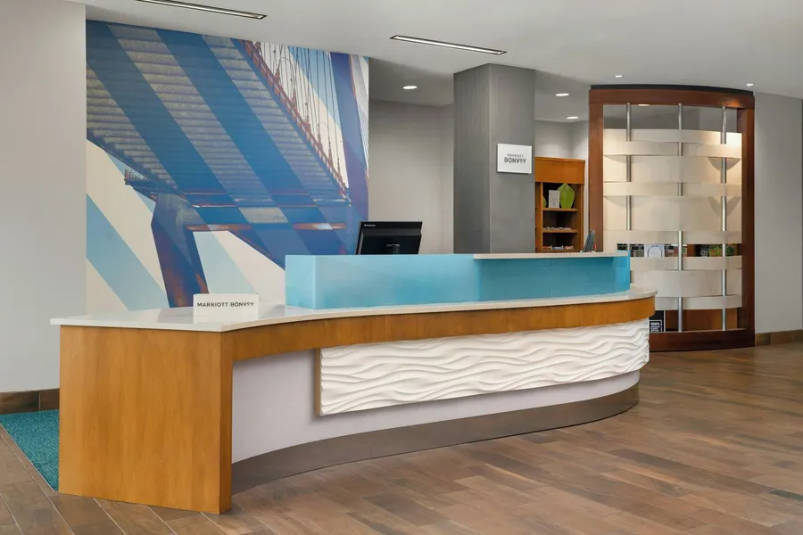 Springhill Suites by Marriott Charleston Mount Pleasant hotel detail image 2