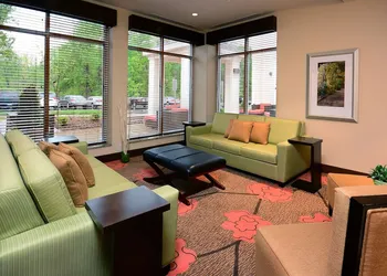Hilton Garden Inn Greensboro Airport hotel thumbnail 4