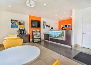 Motel 6 Salem, OR - Expo Center hotel thumbnail 2