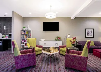 La Quinta Inn & Suites by Wyndham Kearney hotel thumbnail 2