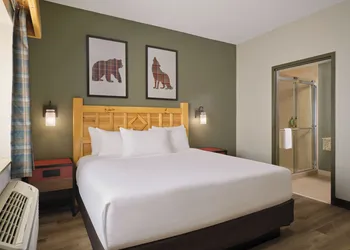 Great Wolf Lodge Anaheim, CA hotel thumbnail 8