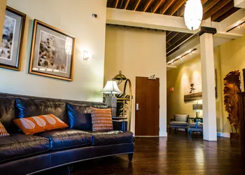 Jackson Park Inn, an Ascend Collection Hotel hotel thumbnail 6