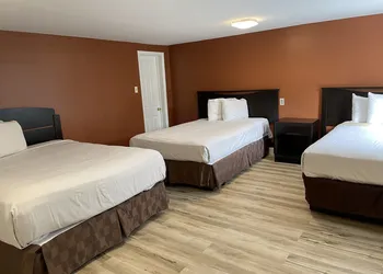 Wildwood Inn hotel thumbnail 8