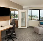 Courtyard by Marriott Seattle Everett Downtown hotel detail image 3