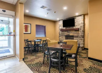 Cobblestone Hotel & Suites - Harborcreek hotel thumbnail 2