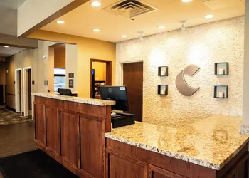 Comfort Suites University hotel thumbnail 2