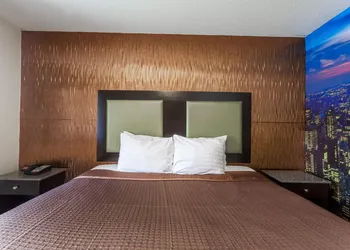 Travelodge by Wyndham South Hackensack hotel thumbnail 6