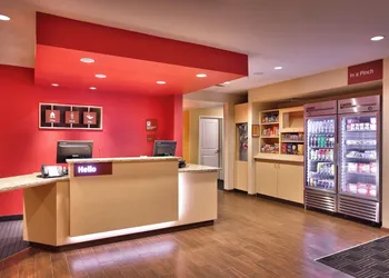 TownePlace Suites by Marriott Dickinson hotel thumbnail 3