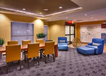 TownePlace Suites by Marriott Dickinson hotel thumbnail 4