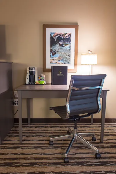 GrandStay Hotel and Suites hotel detail image 6