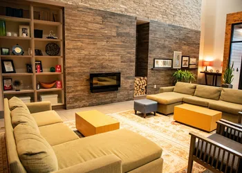 Country Inn & Suites by Radisson Asheville River Arts District hotel thumbnail 4