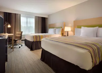 Country Inn & Suites by Radisson Asheville River Arts District hotel thumbnail 7