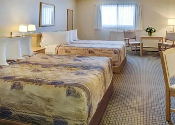 Nova Inn Kindersley hotel thumbnail 8