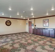 Cobblestone Inn & Suites - Altamont hotel detail image 3