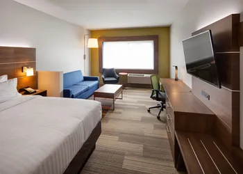 Holiday Inn Express & Suites Terrace by IHG hotel thumbnail 7