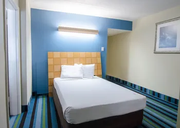 Ocean Inn hotel thumbnail 6