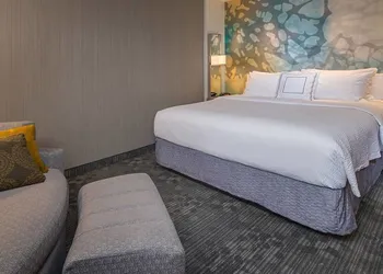 Courtyard by Marriott Elmira Horseheads hotel thumbnail 5
