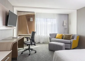 Courtyard by Marriott Elmira Horseheads hotel thumbnail 7